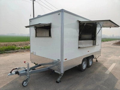 Food Truck WB-400F Equipé