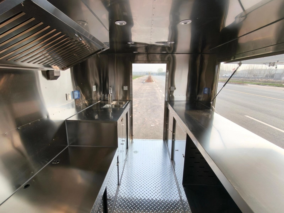 Food Truck WB-500F Equipé 