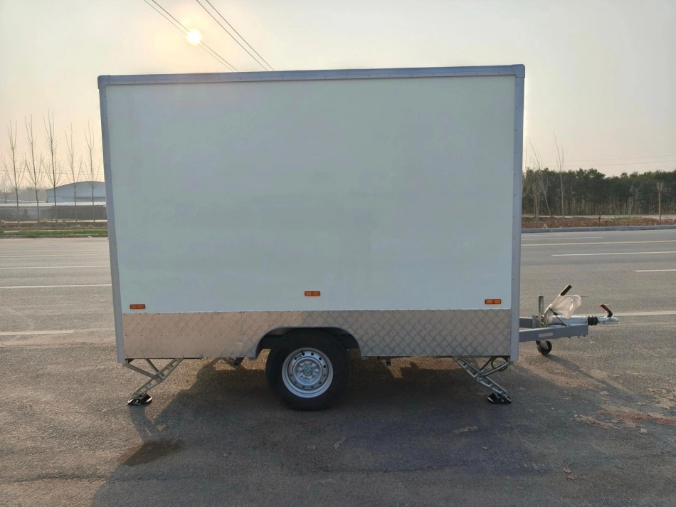 Food-Truck WB-300F  Equipé