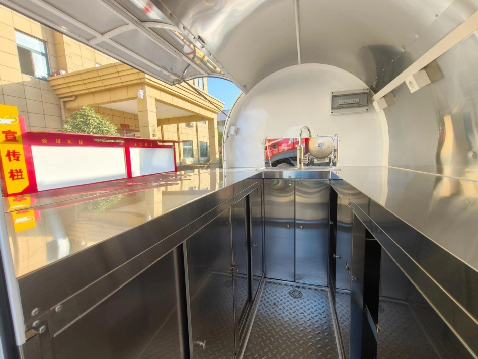 Remorque Mini Food Truck WB220-B – Hotte + Frigo 
