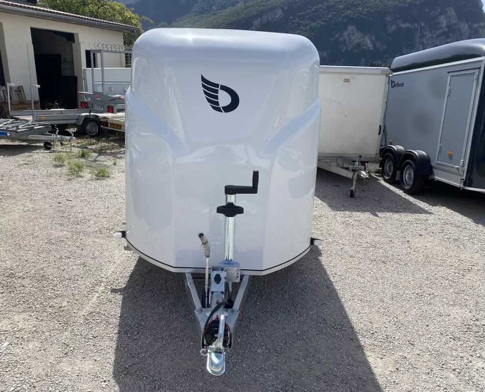 Debon Cargo 1300