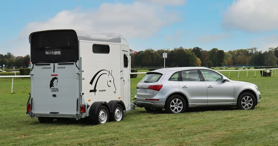 Van 2 Places Touring Jumping