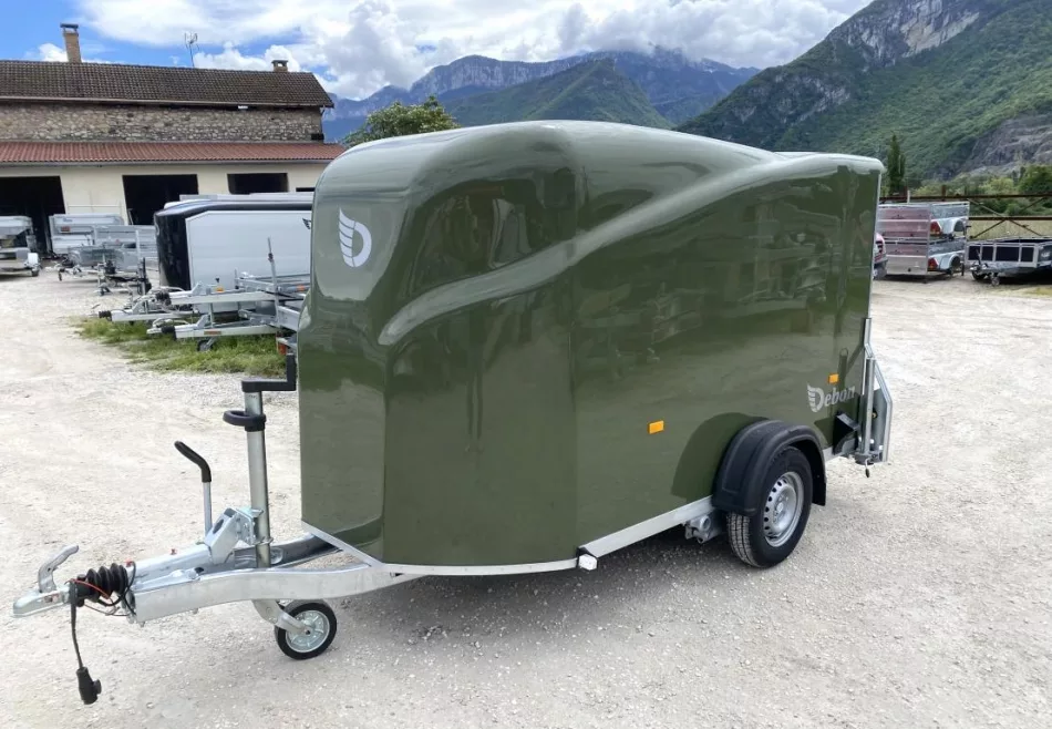 Debon Cargo 1300