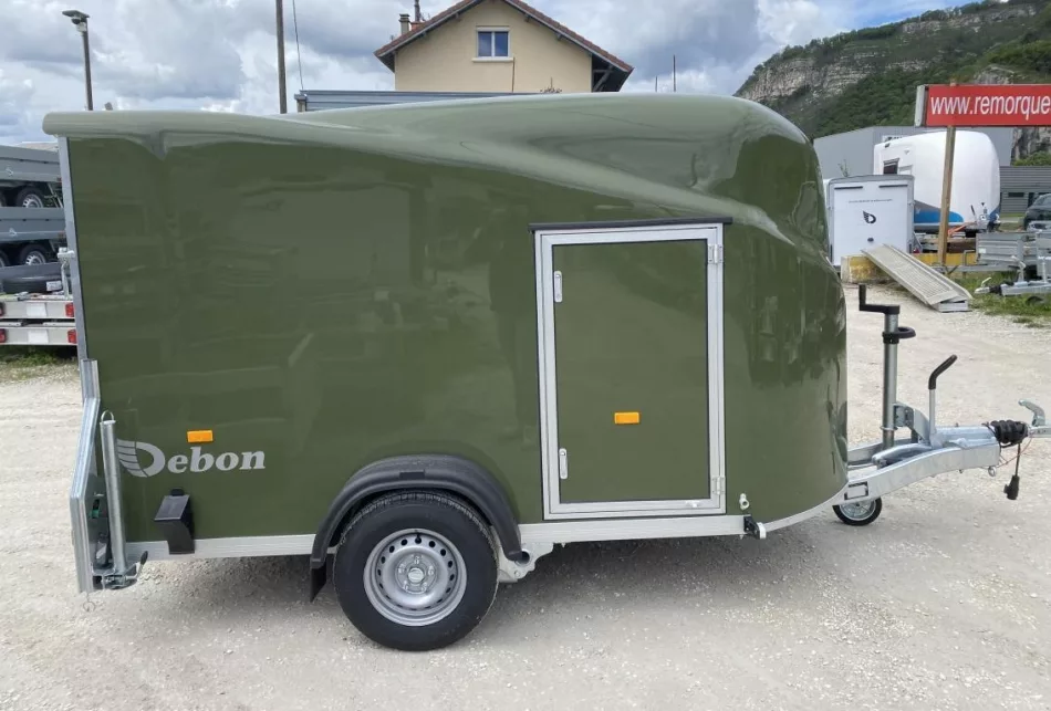 Debon Cargo 1300