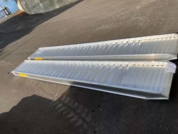 Rampe de chargement aluminium 3 m