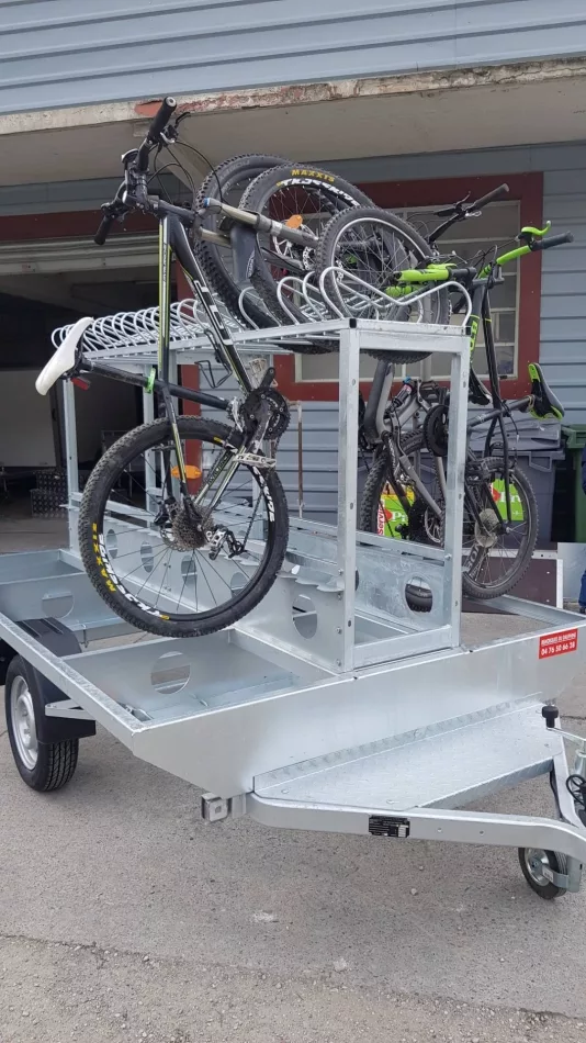 REMORQUE PORTE-VELOS 10 PLACES SPECIALE VTT/VAE